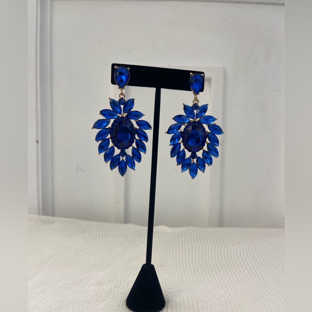 Elegant Royal Blue Drop Earrings
